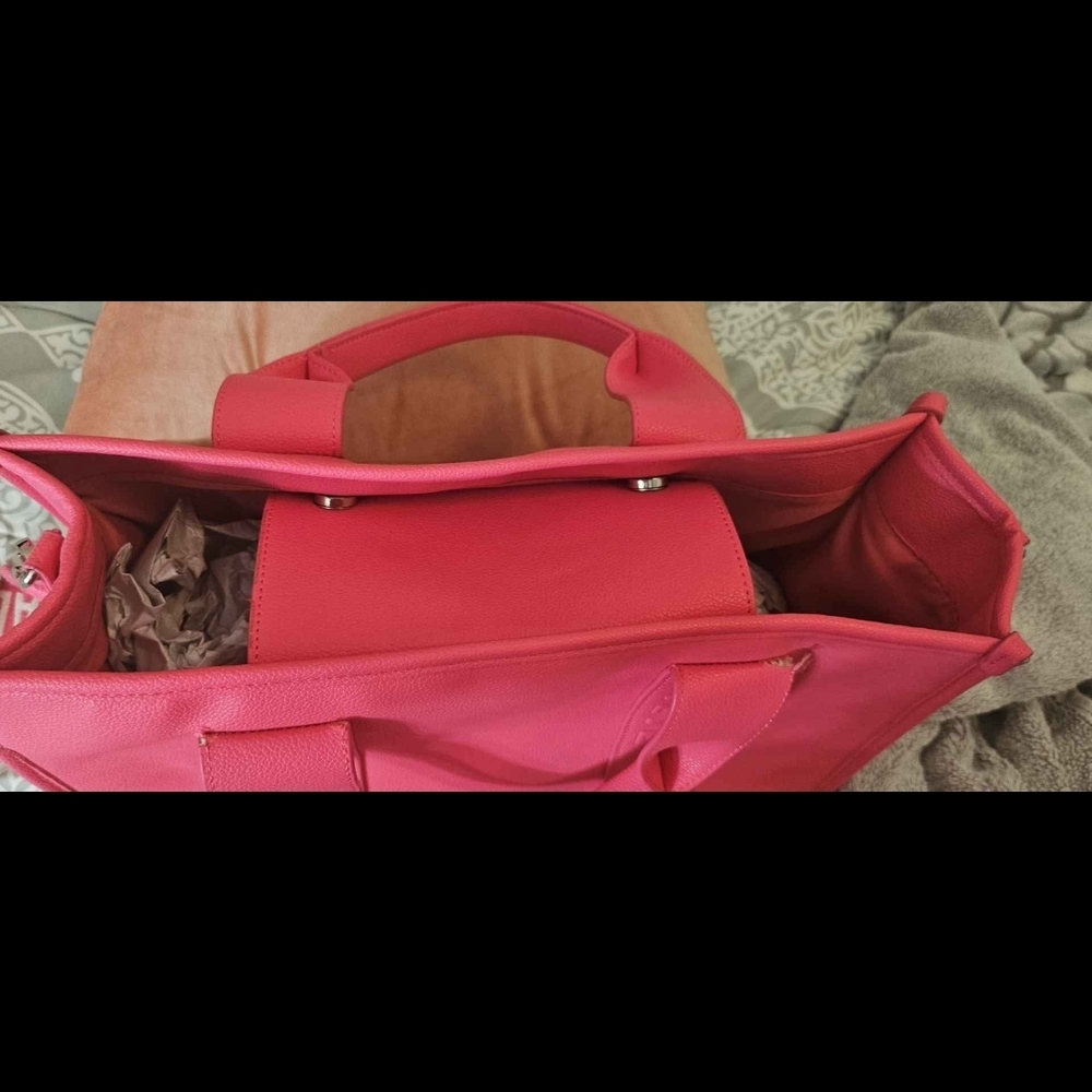 Steve Madden Pink Tote Bag - Picture 4 of 10